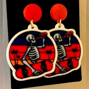 Skeleton drinking earrings